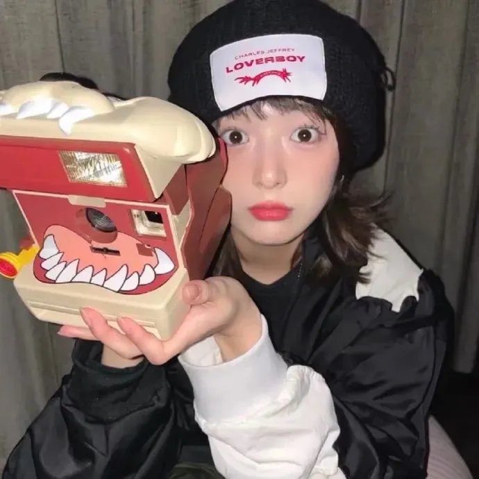 猫眼女枪手